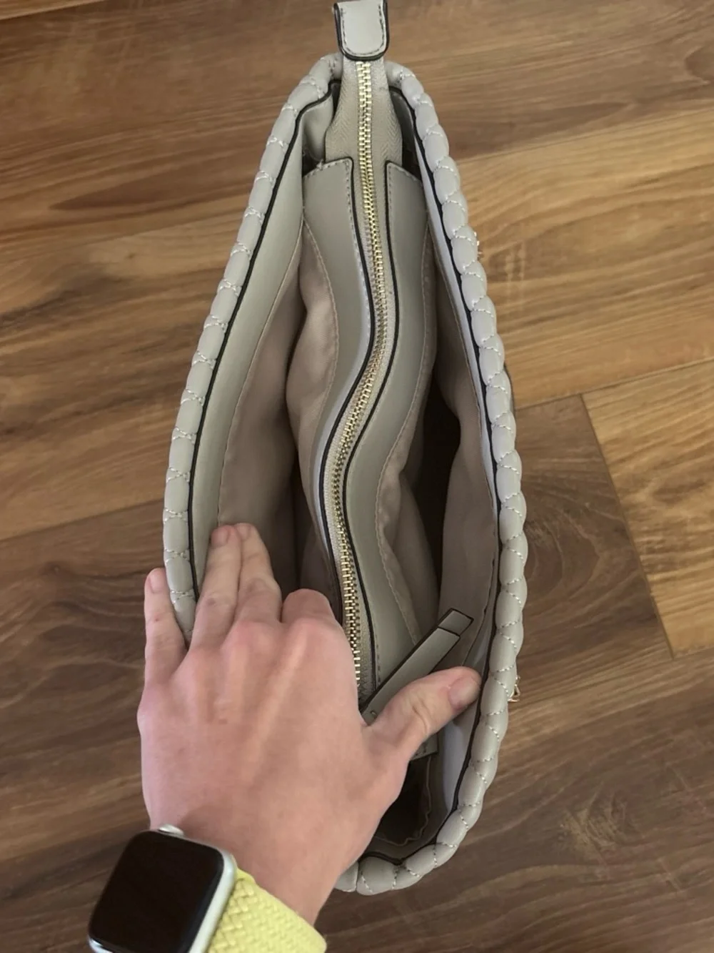 Nine West Gray/beige quilted purse